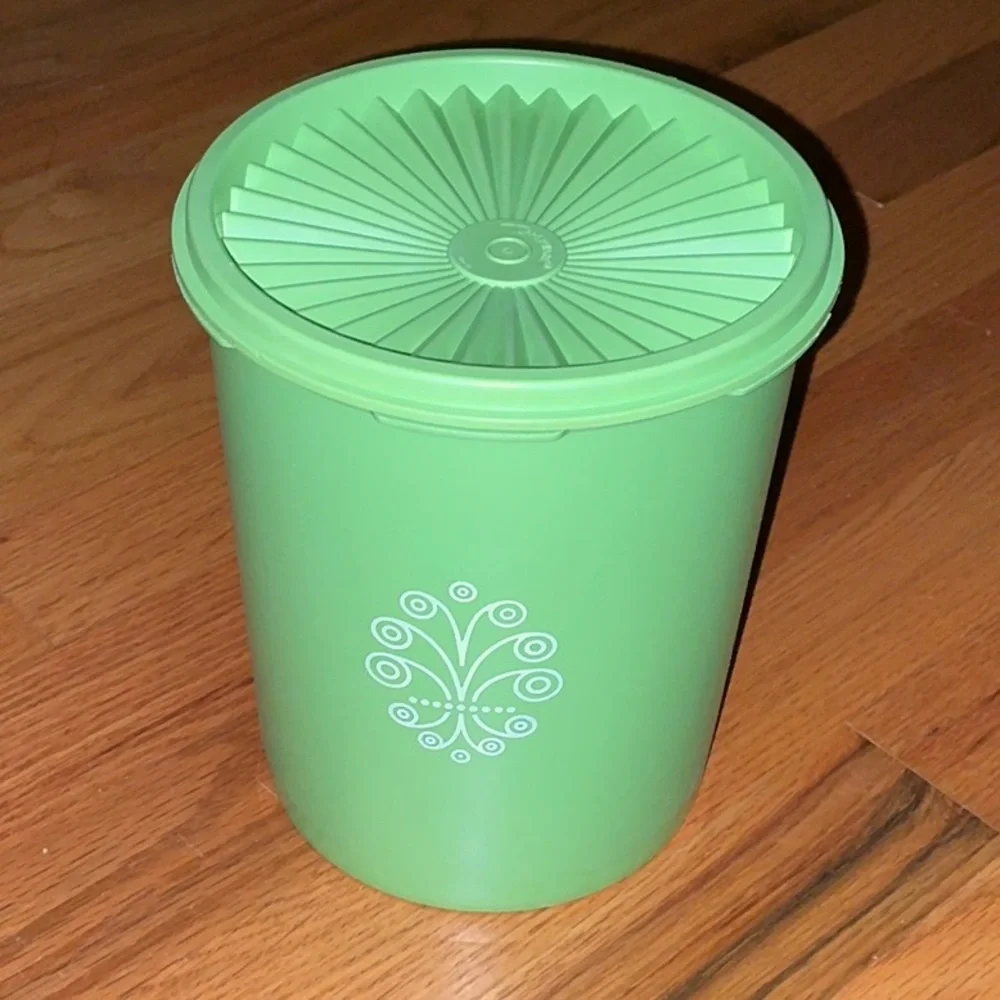 Tupperware Vintage Servalier Canister Set of 4 Green